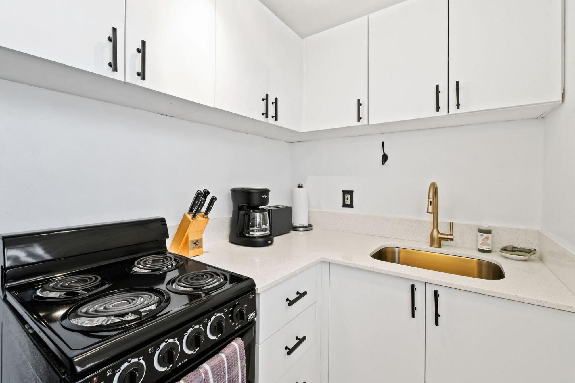 Sunshine Shores Boutique Apartments ปาล์มบีชชอร์ ภายนอก รูปภาพ