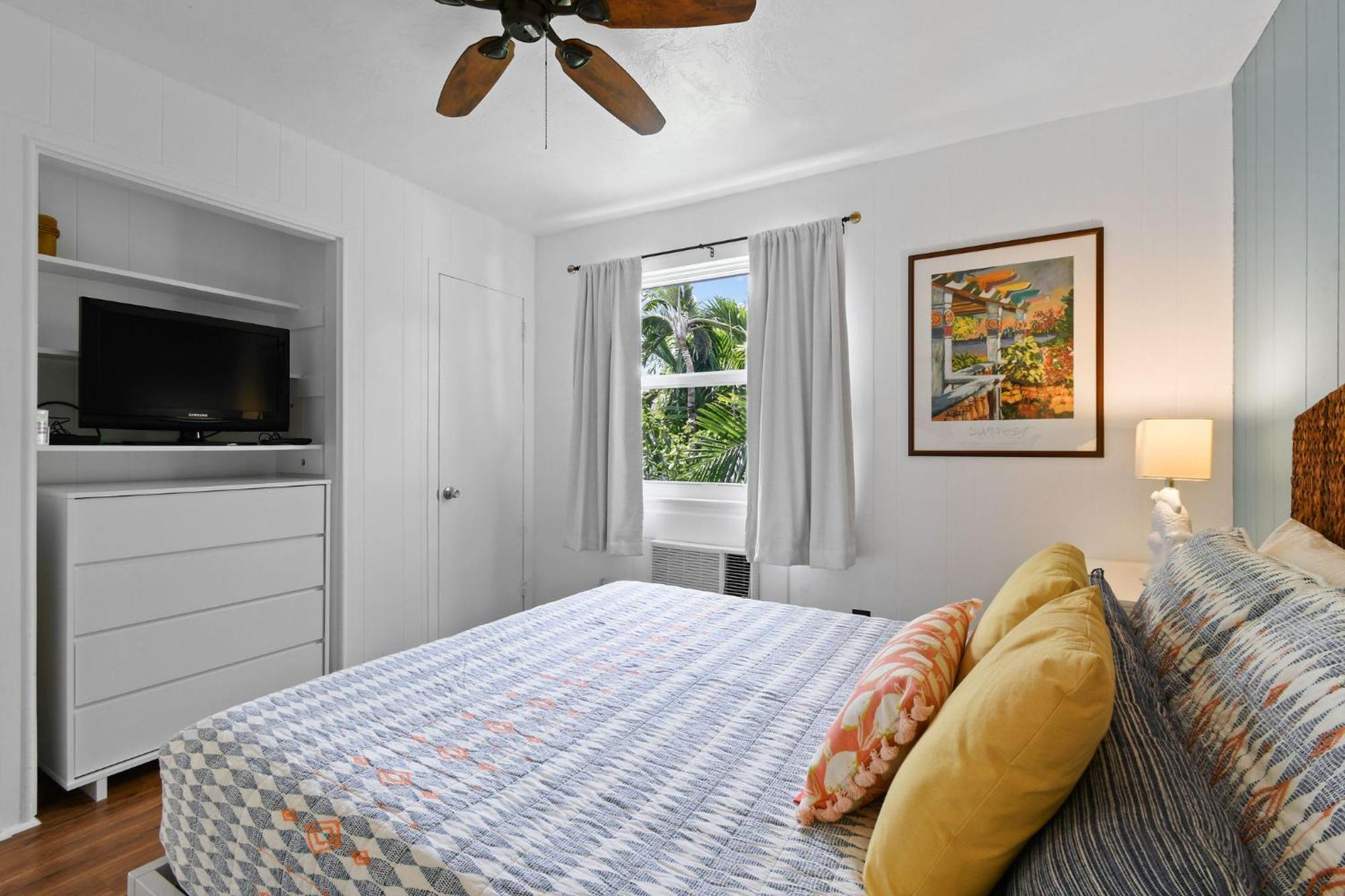 Sunshine Shores Boutique Apartments ปาล์มบีชชอร์ ภายนอก รูปภาพ